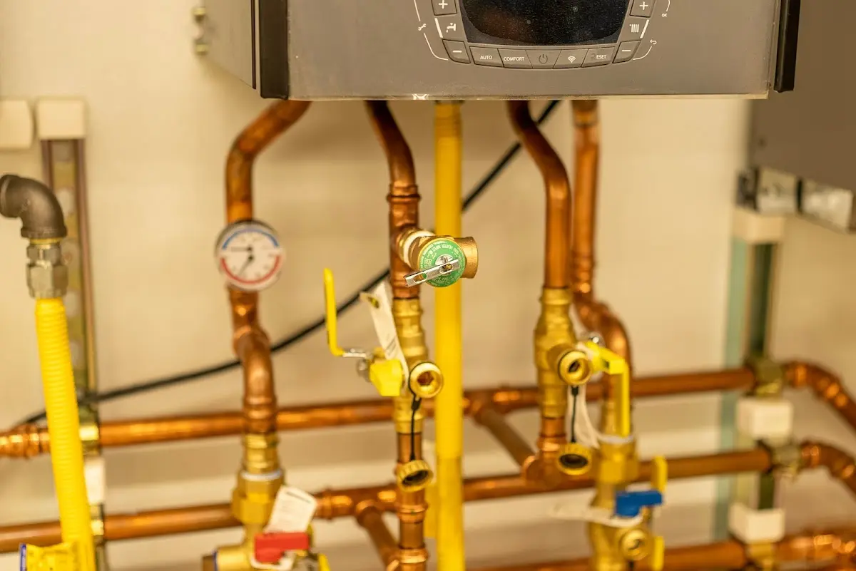 Licensed technician providing Sewer Cleanout for a homeowner in Mahoning